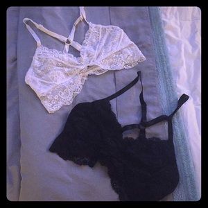 Black and white bralette set